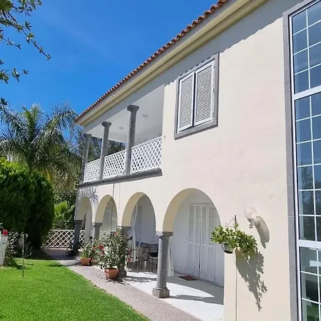 Villa De Lujo En Monte Leon
